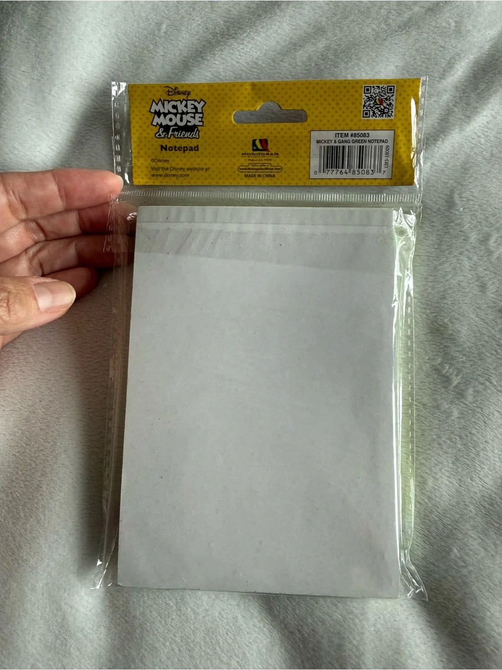 Mickey & Friends Notepad Set with Multi-Color Pens - NWT
